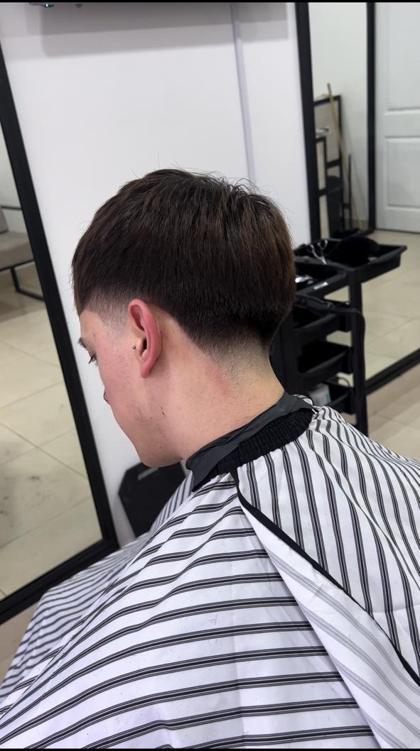 Taper fade visto desde atrás